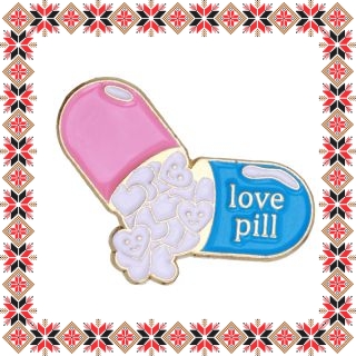 Martisor Brosa Farmacie Love Pill